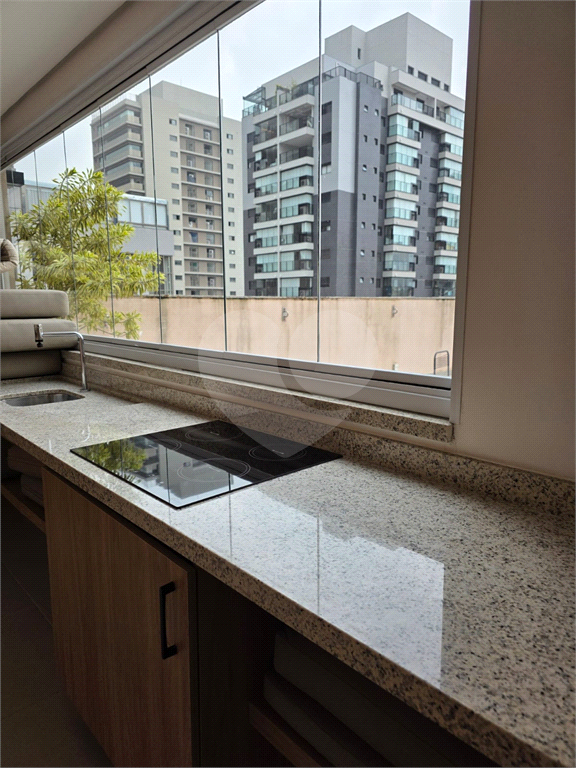 APARTAMENTO em PINHEIROS