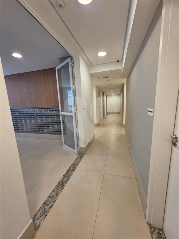 APARTAMENTO em PINHEIROS