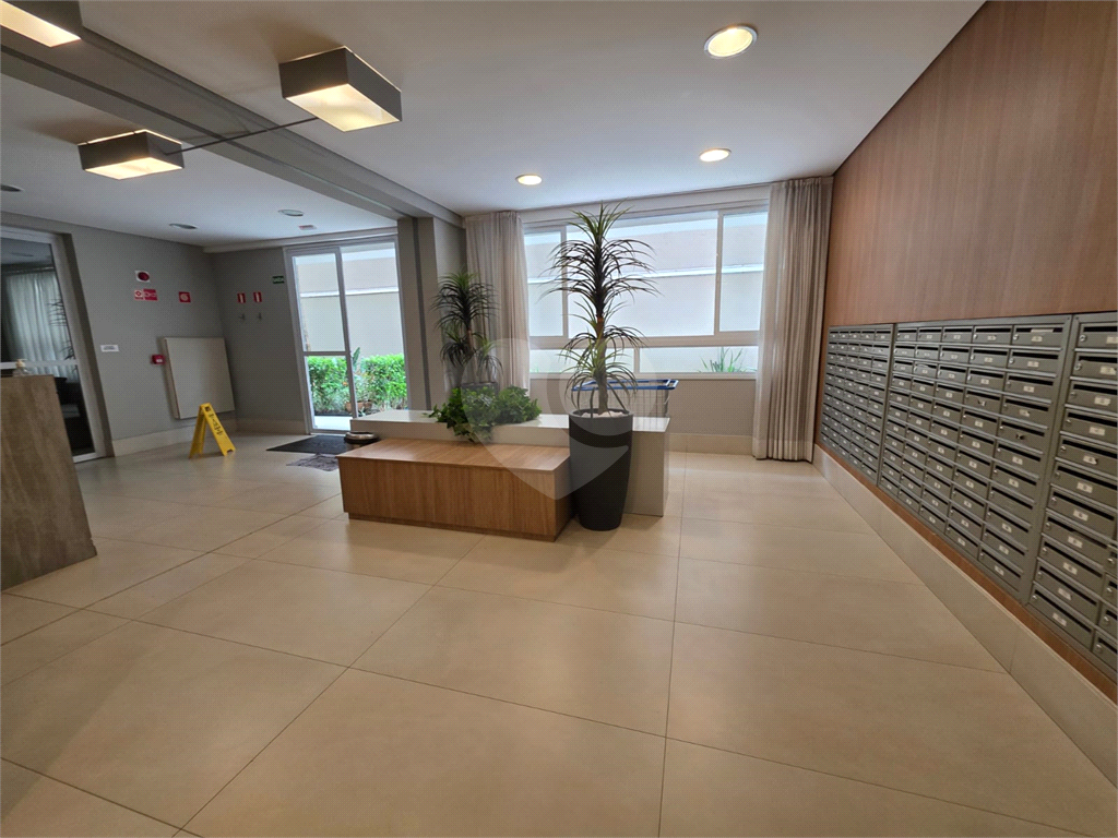 APARTAMENTO em PINHEIROS