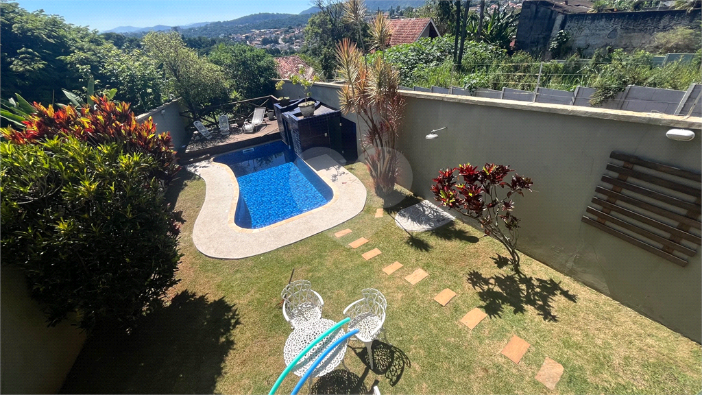 Sobrado, 4 quartos, 450 m² - Foto 1