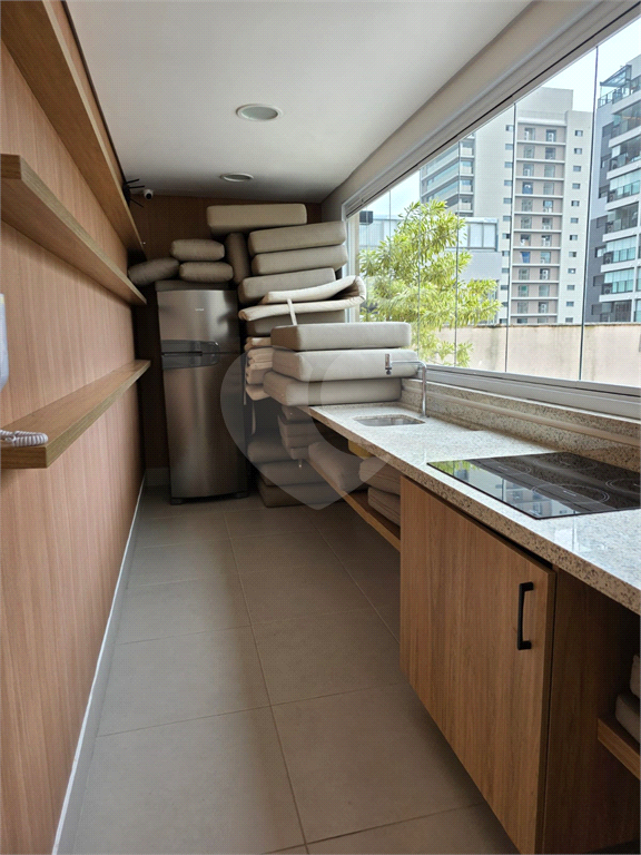 APARTAMENTO em PINHEIROS