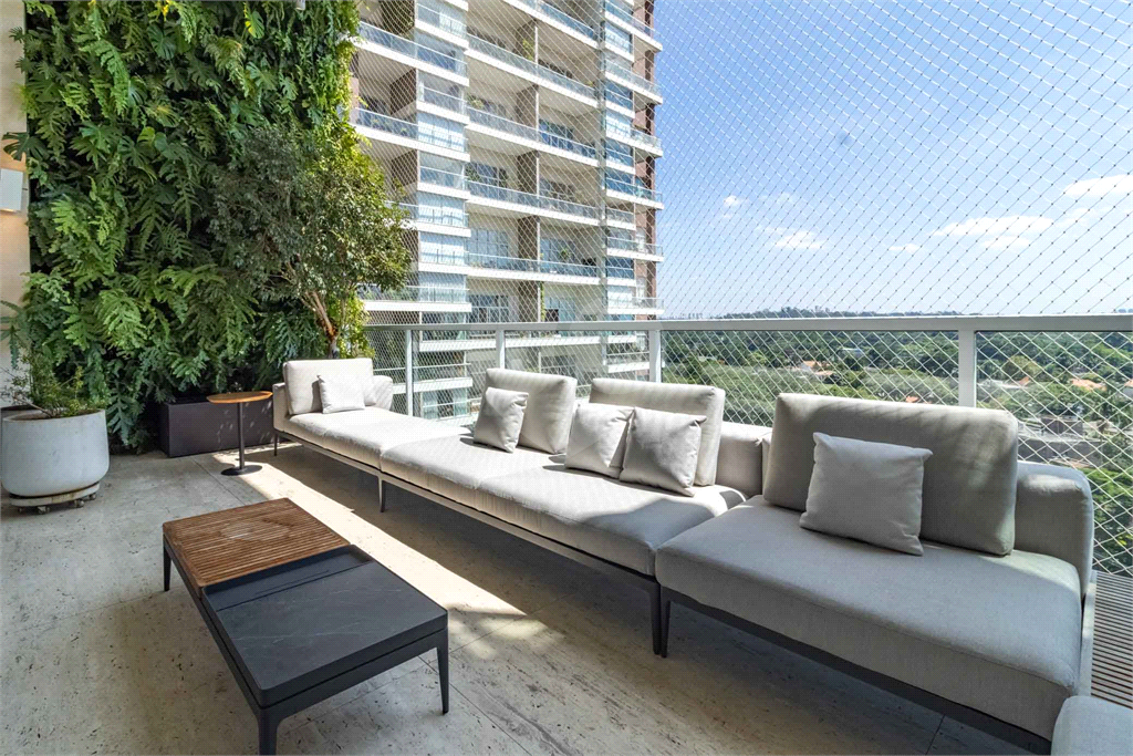Ícone de Elegância no Alto de Pinheiros