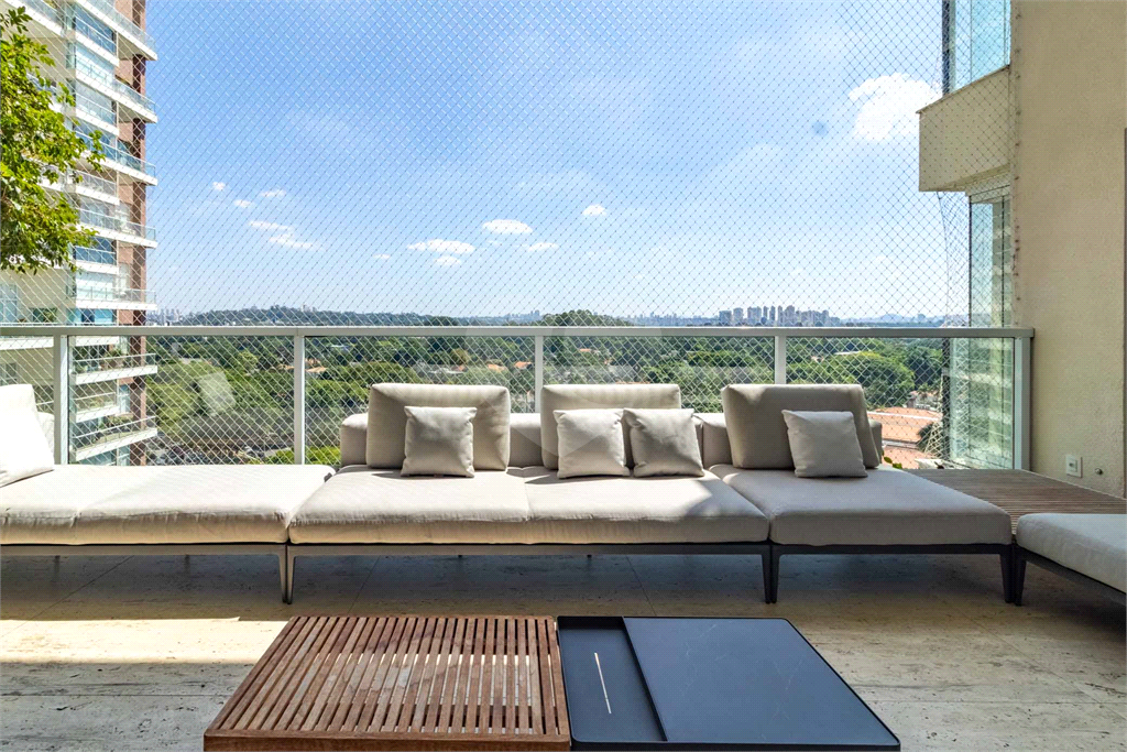 Ícone de Elegância no Alto de Pinheiros