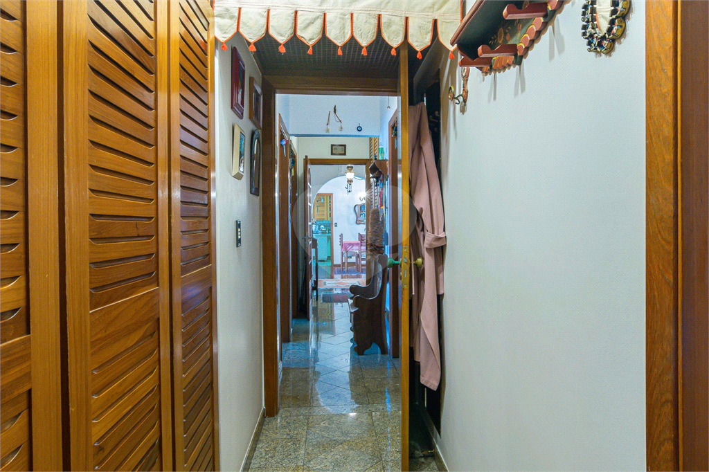 Imóvel de 123m² com sala de estar amplo 3 dormitórios, sendo 1 suíte, 2 vagas fixas de garagem Perdizes