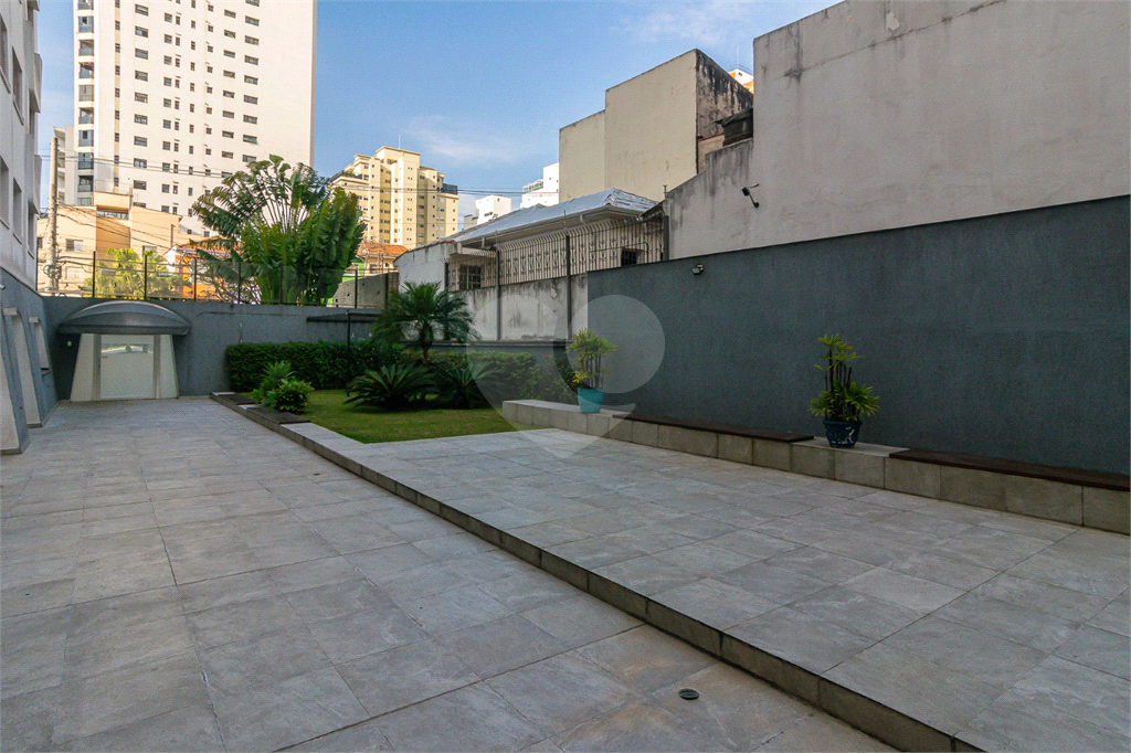 Imóvel de 123m² com sala de estar amplo 3 dormitórios, sendo 1 suíte, 2 vagas fixas de garagem Perdizes