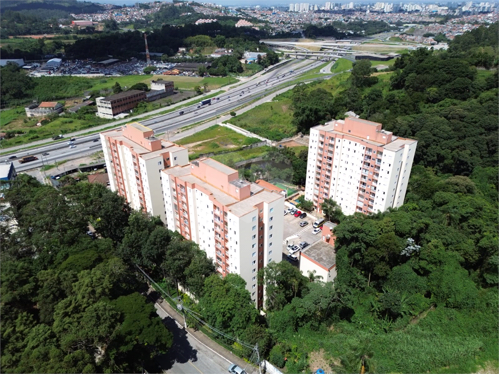 APARTAMENTO em SANTANA
