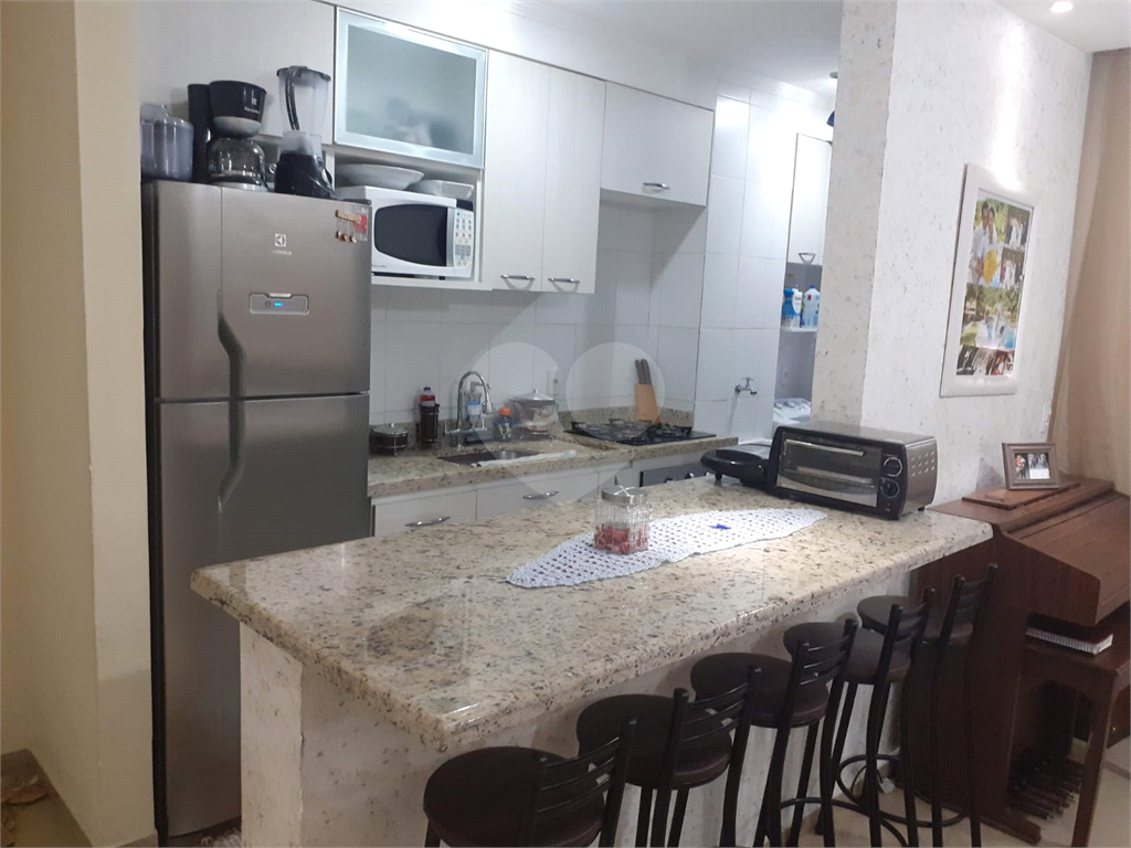 APARTAMENTO em SANTANA