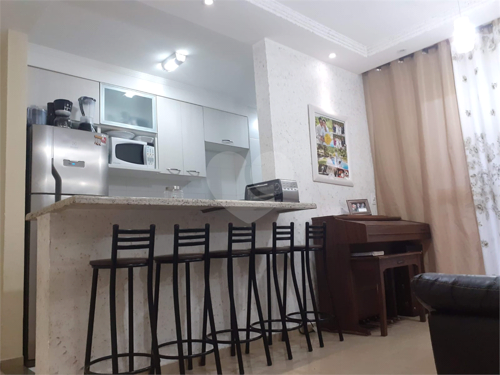 APARTAMENTO em SANTANA