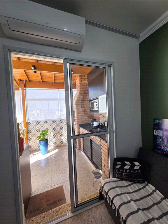 APARTAMENTO em TUCURUVI