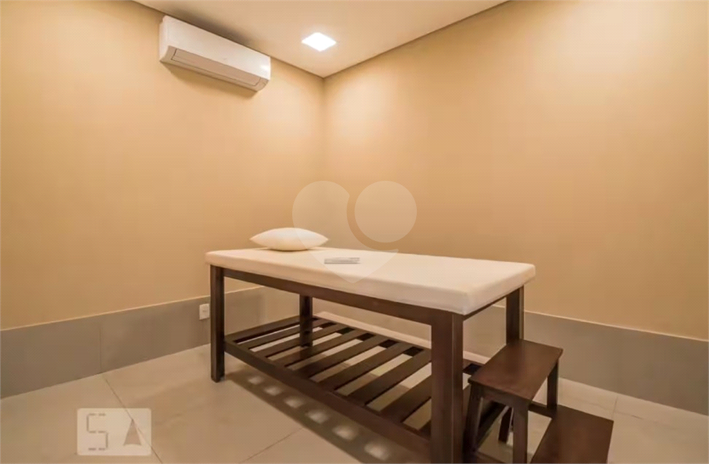 42m² com 1 vaga de garagem