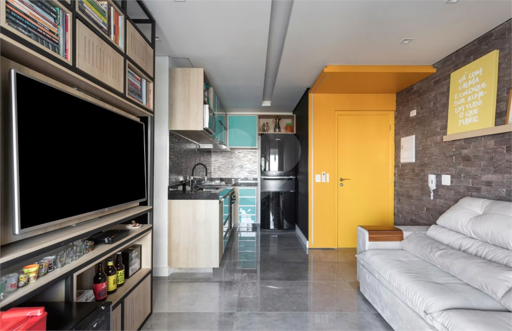 42m² com 1 vaga de garagem