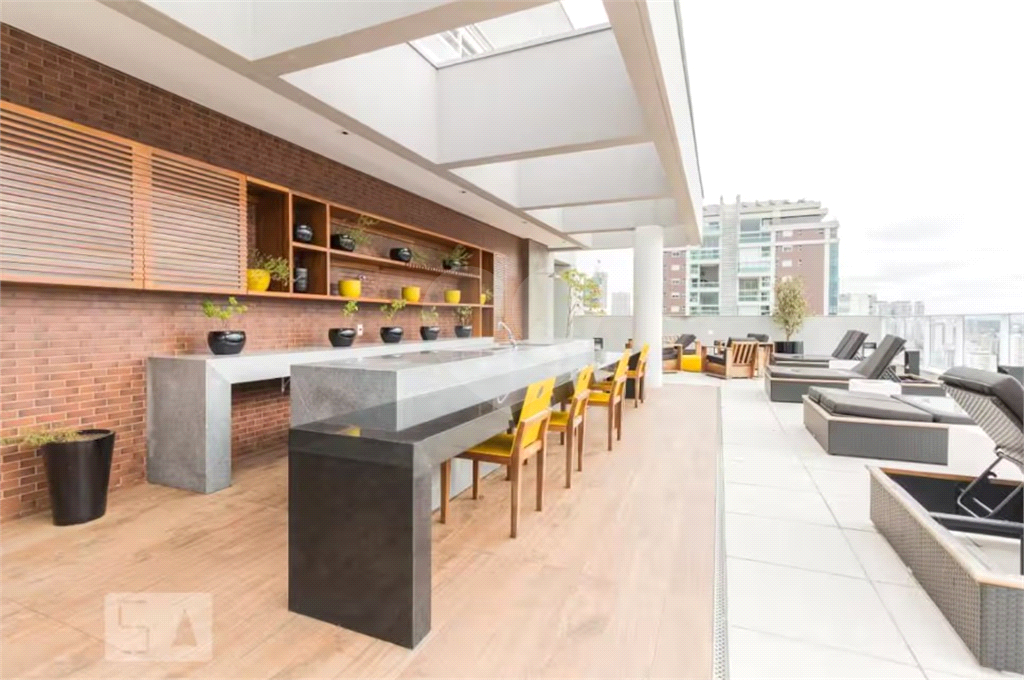 42m² com 1 vaga de garagem