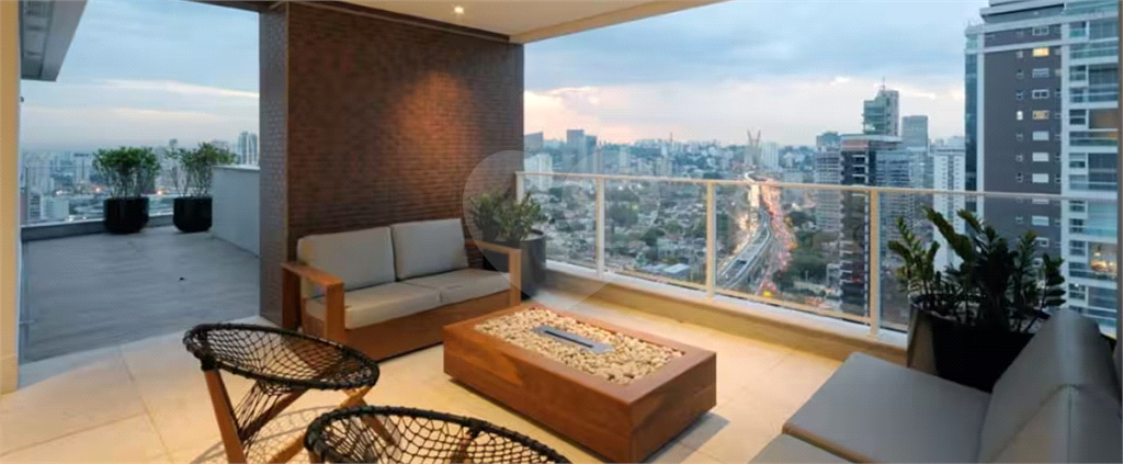 42m² com 1 vaga de garagem