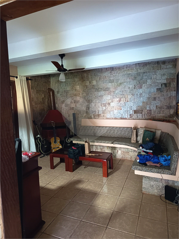 Casa - Caieiras - 2 Quartos - 3000m² de Terreno - Venda / Compra