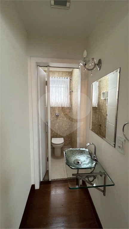 Sobrado em condominio de luxo