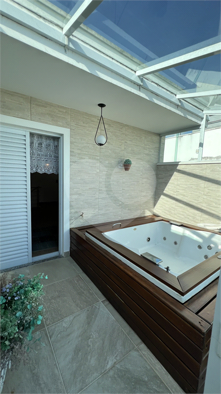 Sobrado em condominio de luxo