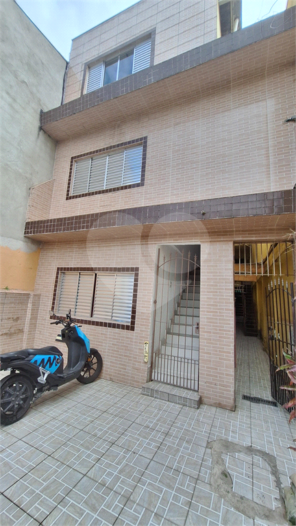Casa no Parque Edu Chaves , 5 casas no mesmo terreno