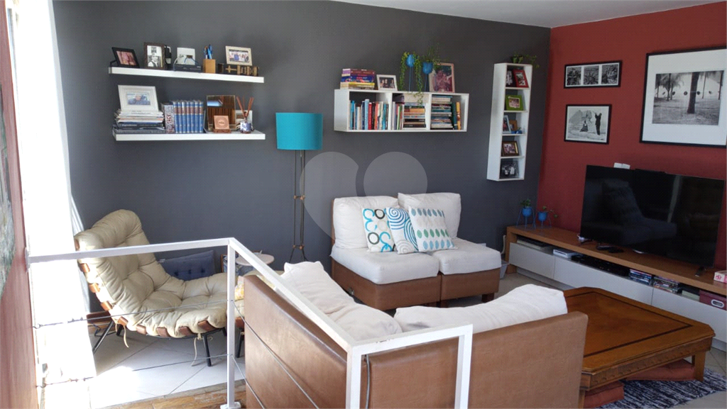 Cobertura a Venda no Alto de Pinheiros com 2 quartos