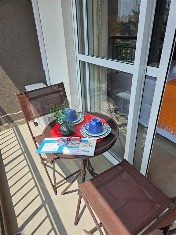 Apartamento Mobiliado a Venda no Campo Belo