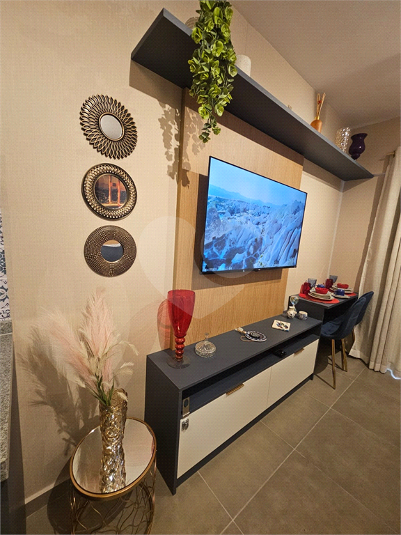 Apartamento Mobiliado a Venda no Campo Belo