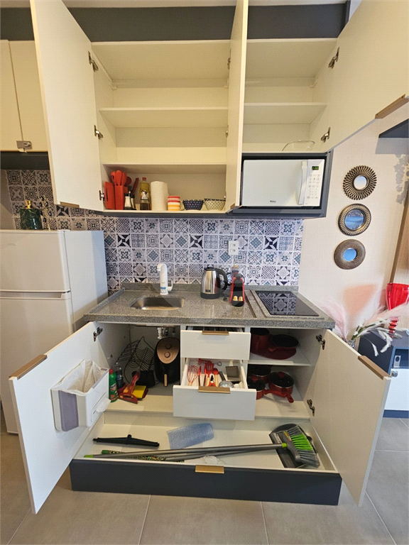 Apartamento Mobiliado a Venda no Campo Belo