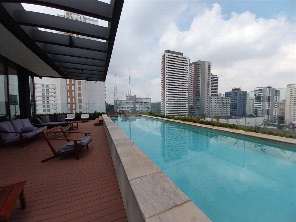 Apartamento studio com 26m² à venda em Pinheiros