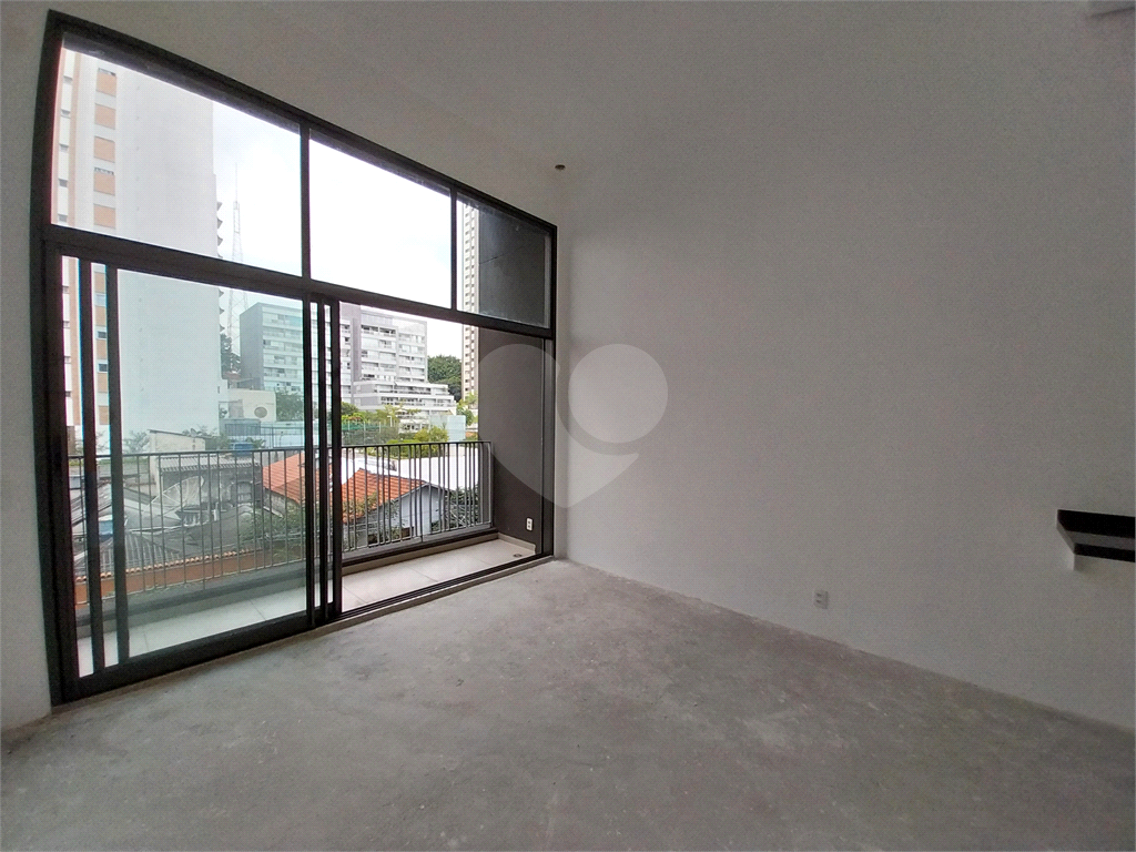 Apartamento studio com 26m² à venda em Pinheiros