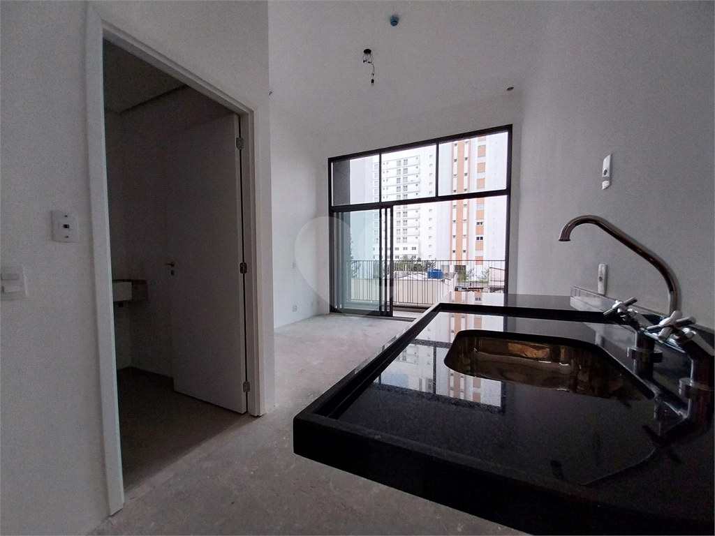 Apartamento studio com 26m² à venda em Pinheiros