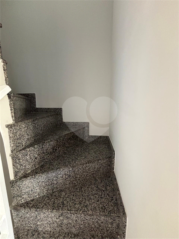 Sobrado em condomínio fechado