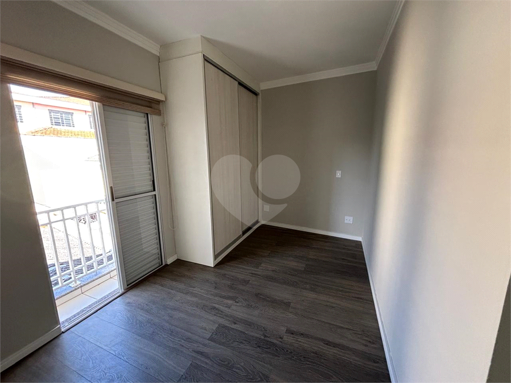 Sobrado em condomínio fechado