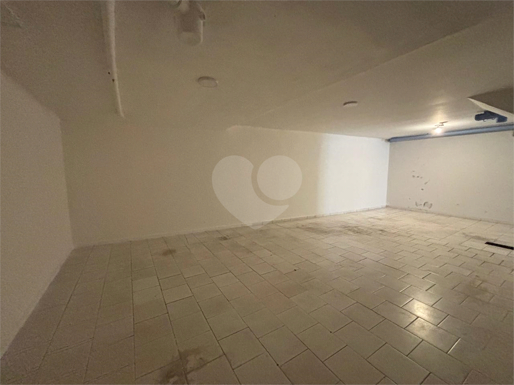 Sobrado em condomínio fechado