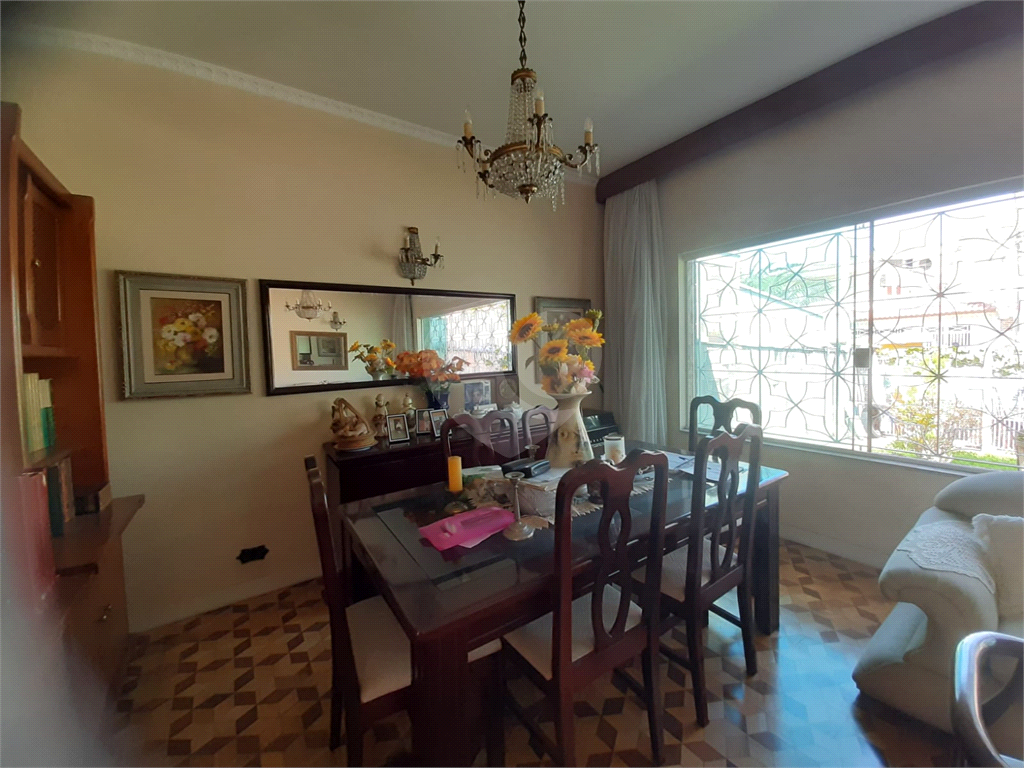 Casa terrea para venda no bairro Palmas do Tremembe.