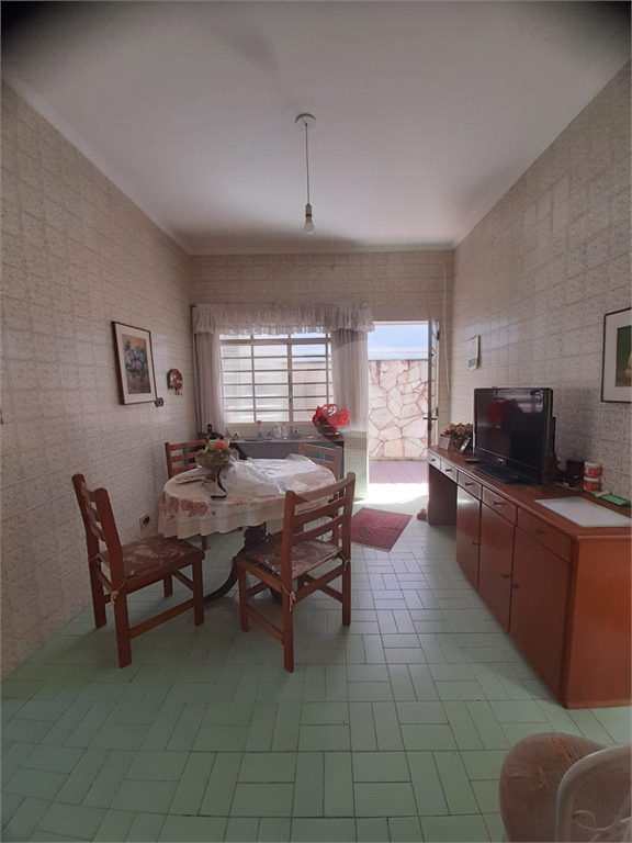 Casa terrea para venda no bairro Palmas do Tremembe.