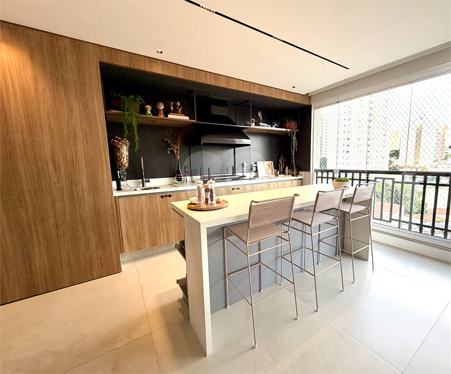 Apartamento de Alto Padrão com 3 Suítes | 164m² | 3 Vagas – Vila Romana