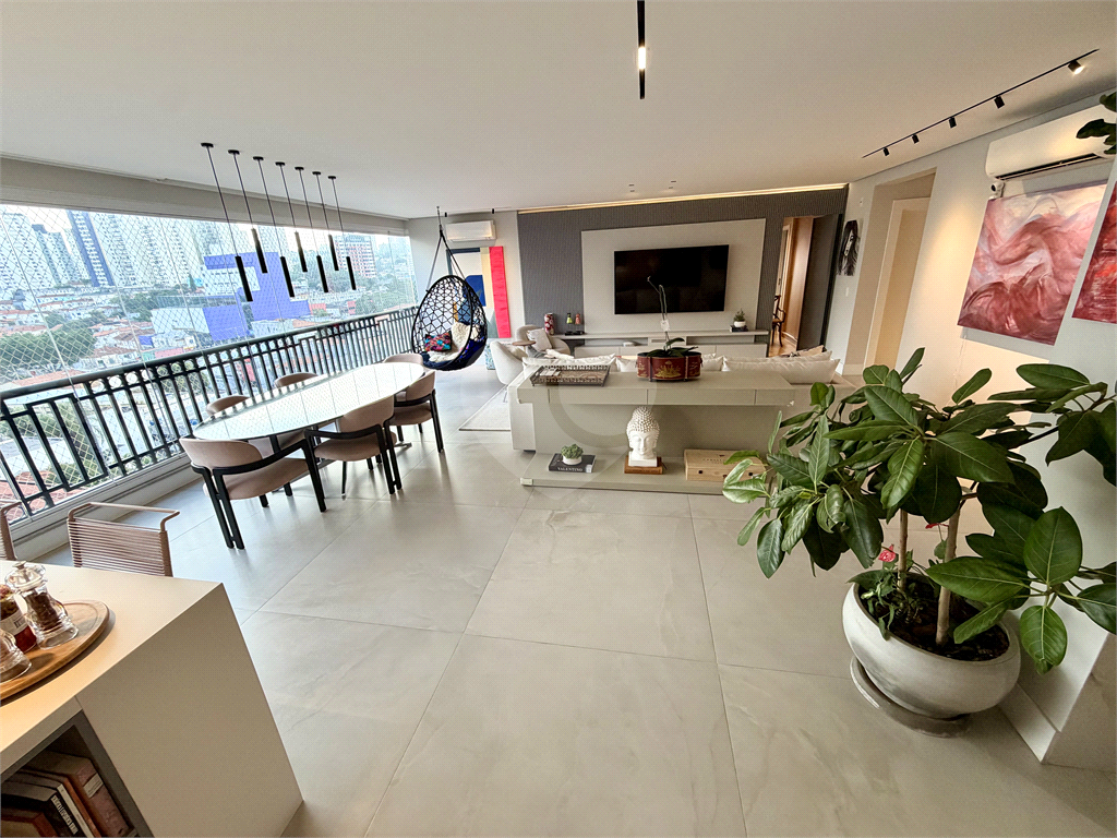 Apartamento de Alto Padrão com 3 Suítes | 164m² | 3 Vagas – Vila Romana