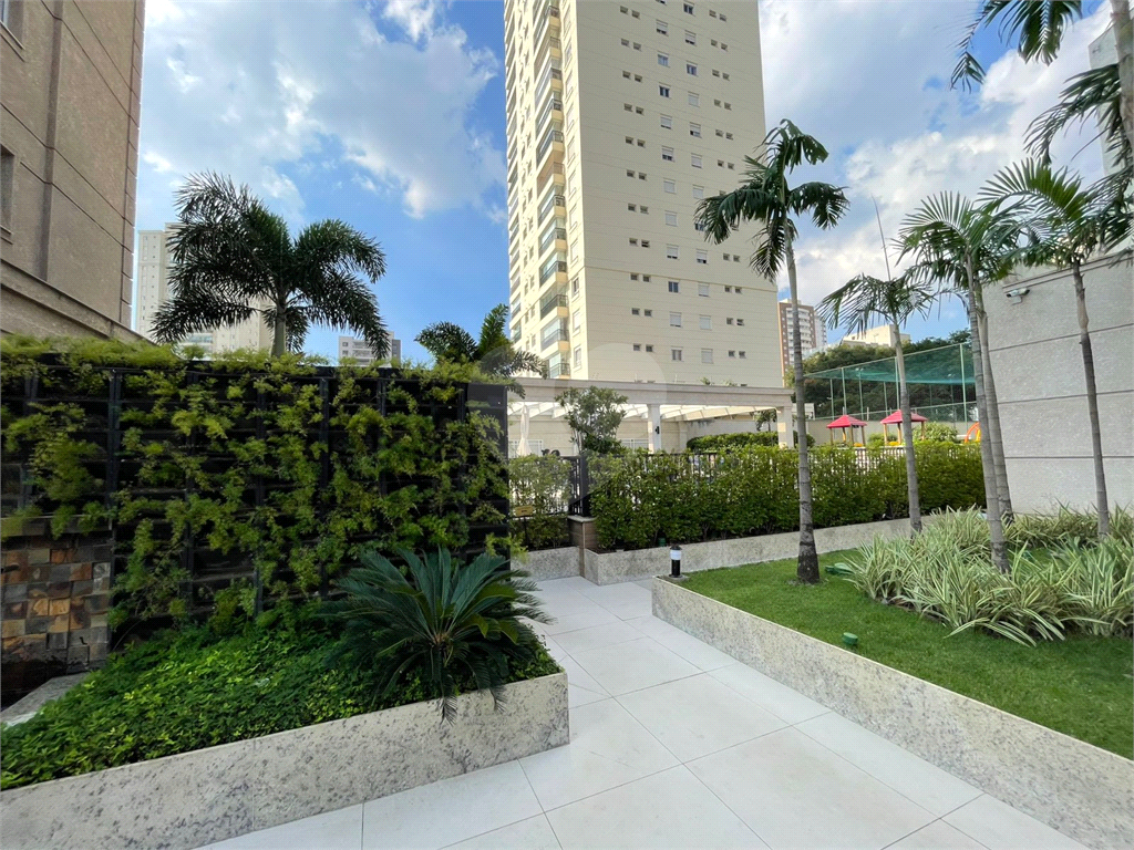 Apartamento de Alto Padrão com 3 Suítes | 164m² | 3 Vagas – Vila Romana