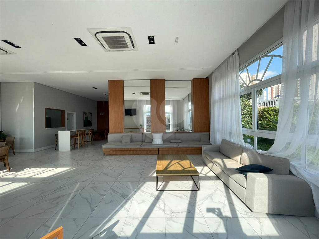 Apartamento de Alto Padrão com 3 Suítes | 164m² | 3 Vagas – Vila Romana