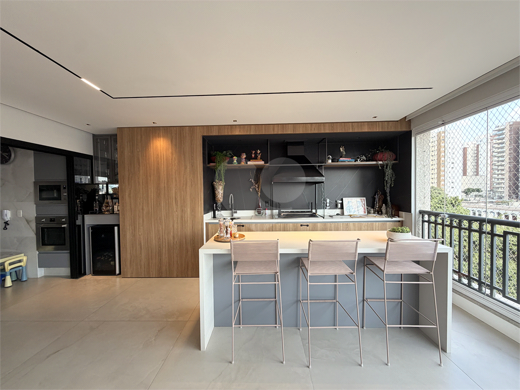 Apartamento de Alto Padrão com 3 Suítes | 164m² | 3 Vagas – Vila Romana