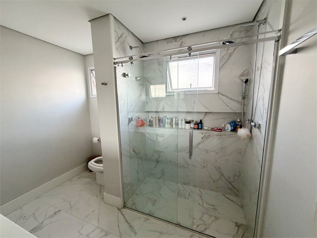 Apartamento de Alto Padrão com 3 Suítes | 164m² | 3 Vagas – Vila Romana