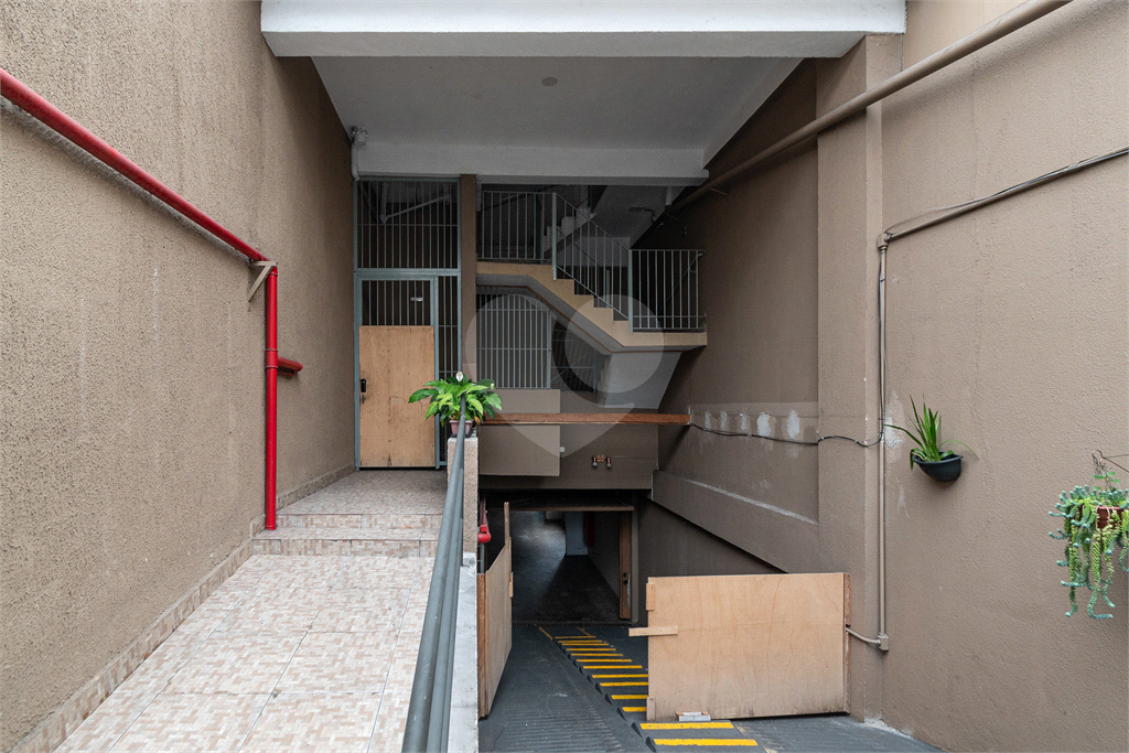 Oportunidade Única no Jardim Sapopemba: Prédio Misto com 620m² – Ideal para Sede de Empresa, Logística ou Uso Residencial Premium