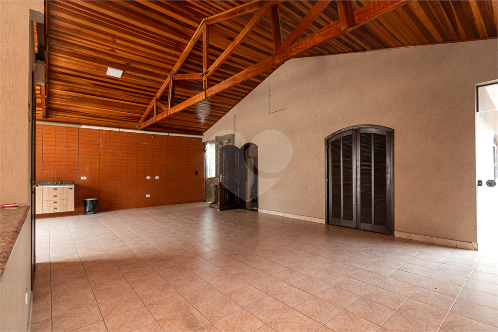 Oportunidade Única no Jardim Sapopemba: Prédio Misto com 620m² – Ideal para Sede de Empresa, Logística ou Uso Residencial Premium