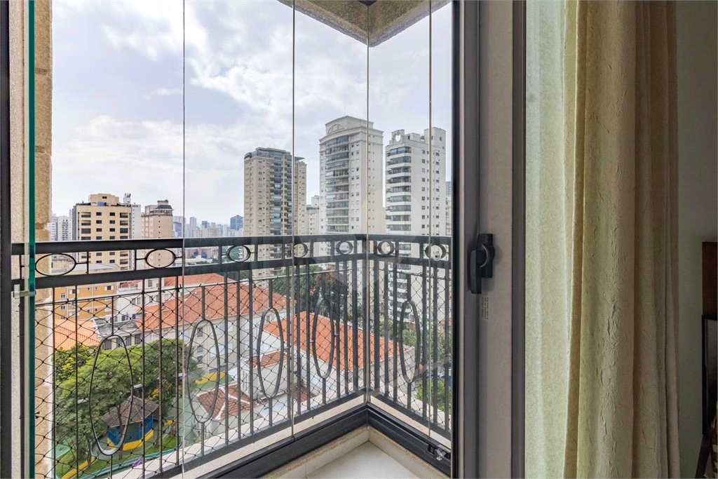 Design, Silêncio e Localização: O Ápice de Perdizes - São 230m² com 3 suítes e 5 vagas. Vista livre. 