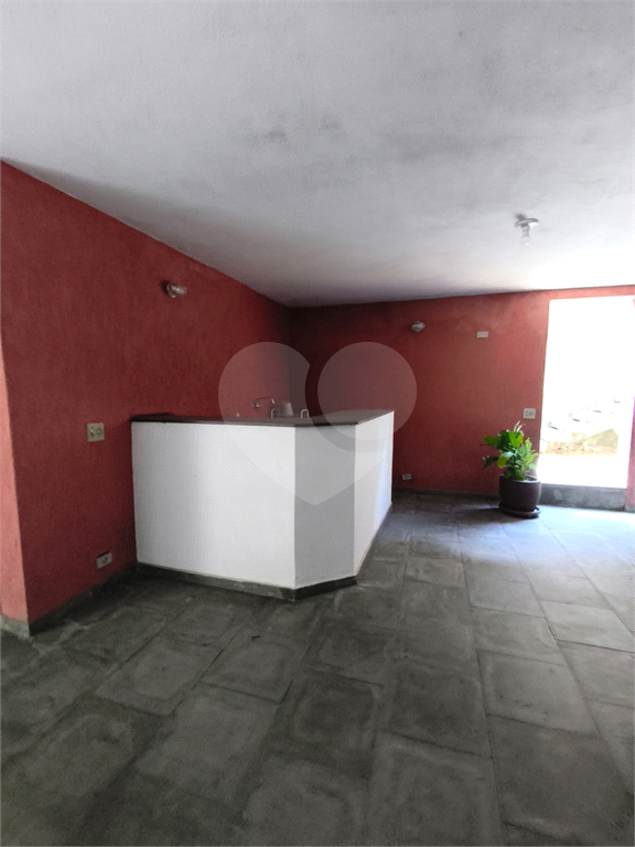 Sobrado amplo no Jardim Leonor de Barros – Excelente potencial!