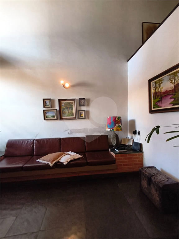 Sobrado amplo no Jardim Leonor de Barros – Excelente potencial!