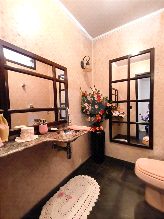 Sobrado amplo no Jardim Leonor de Barros – Excelente potencial!