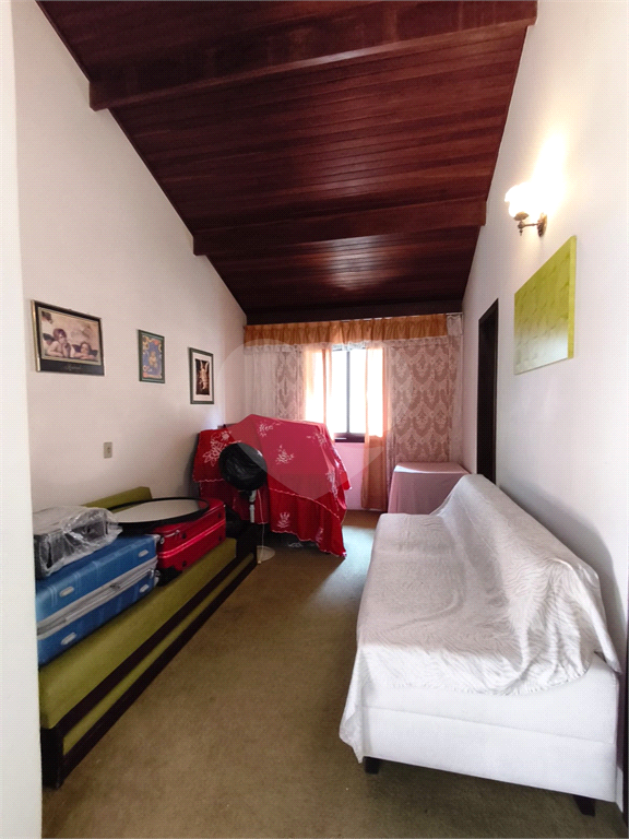 Sobrado amplo no Jardim Leonor de Barros – Excelente potencial!