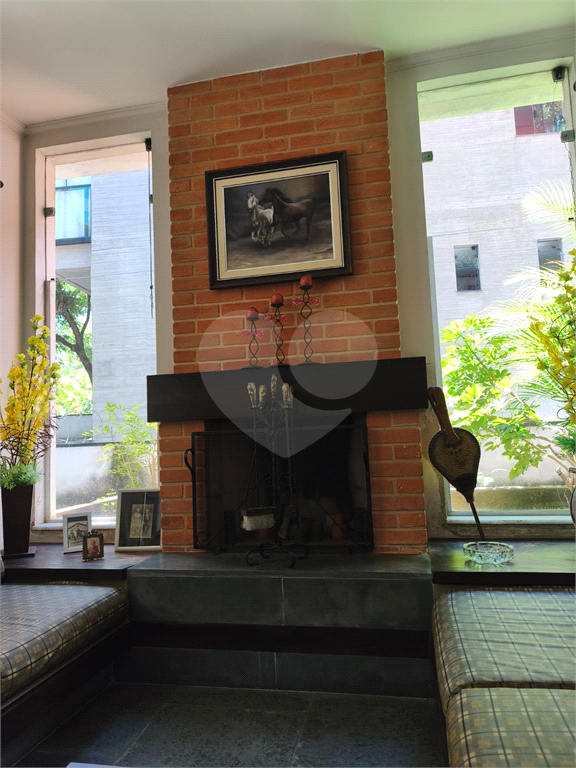 Sobrado amplo no Jardim Leonor de Barros – Excelente potencial!