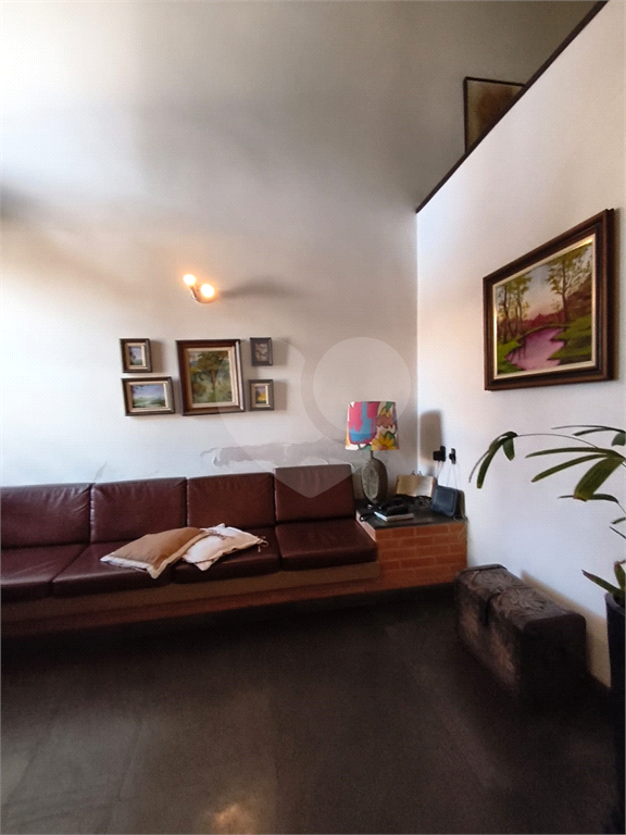 Sobrado amplo no Jardim Leonor de Barros – Excelente potencial!