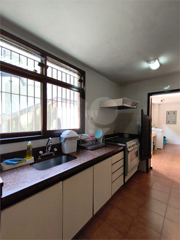 Sobrado amplo no Jardim Leonor de Barros – Excelente potencial!