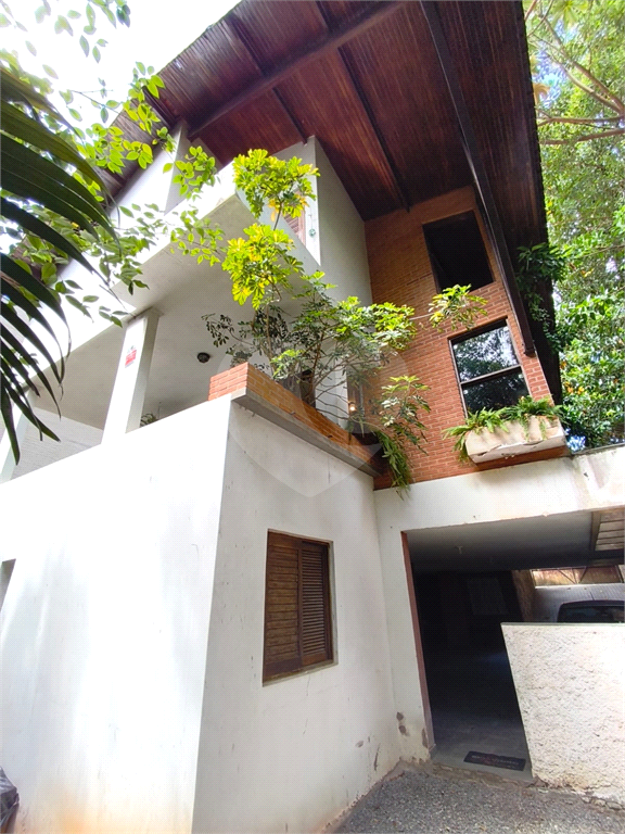 Sobrado amplo no Jardim Leonor de Barros – Excelente potencial!